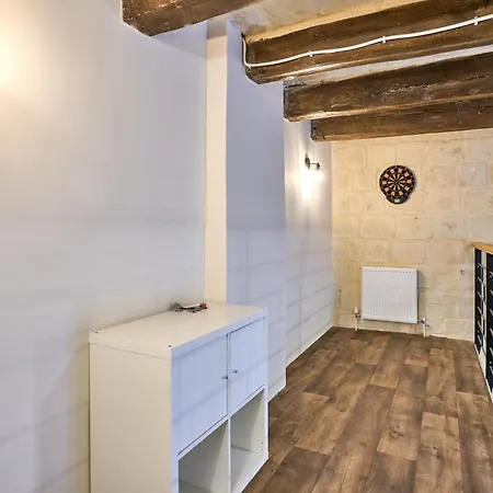 Appartement 12 -16 , Pacifiku Scicluna *