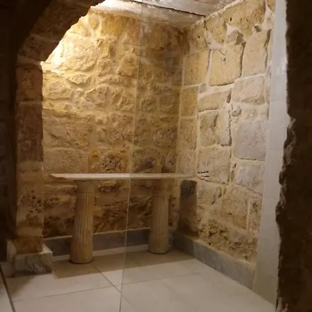 Appartement 12 -16 , Pacifiku Scicluna