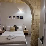12 -16 , Pacifiku Scicluna Vittoriosa