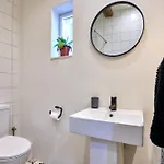 Apartment 12 -16 , Pacifiku Scicluna