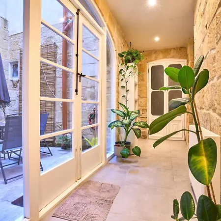 12 -16 , Pacifiku Scicluna * Birgu