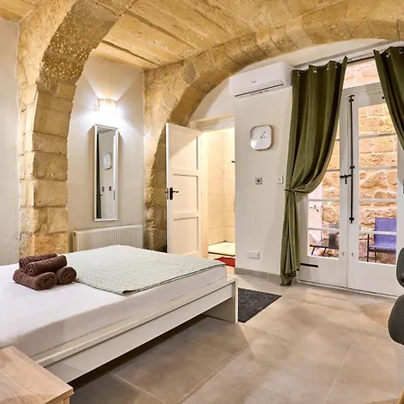 アパート 12 -16 , Pacifiku Scicluna ビルグ