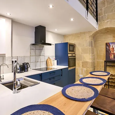 12 -16 , Pacifiku Scicluna Apartament