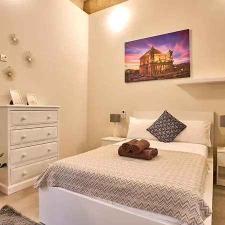 12 -16 , Pacifiku Scicluna Apartament *