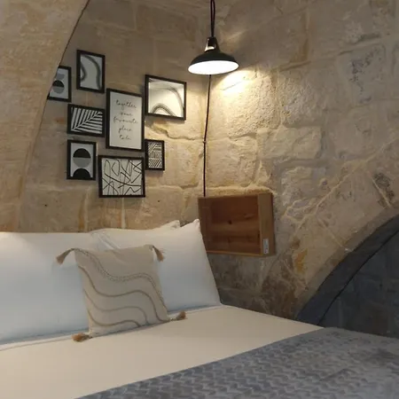 12 -16 , Pacifiku Scicluna