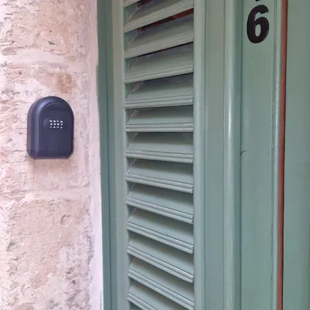 12 -16 , Pacifiku Scicluna