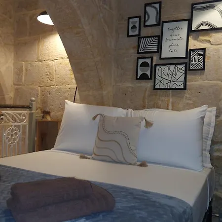 Apartament 12 -16 , Pacifiku Scicluna