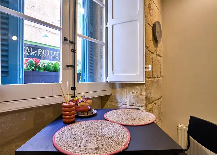 12 -16 , Pacifiku Scicluna *