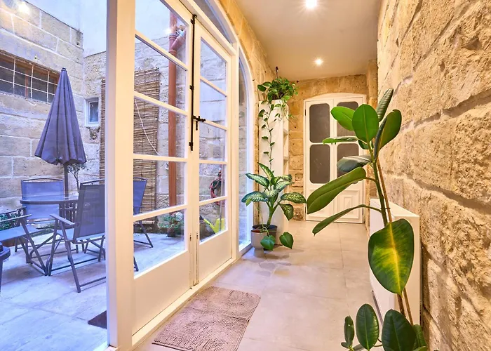 12 -16 , Pacifiku Scicluna * ビルグ