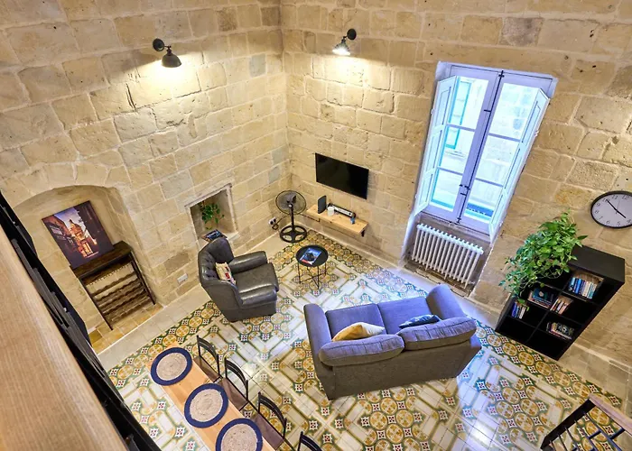 12 -16 , Pacifiku Scicluna