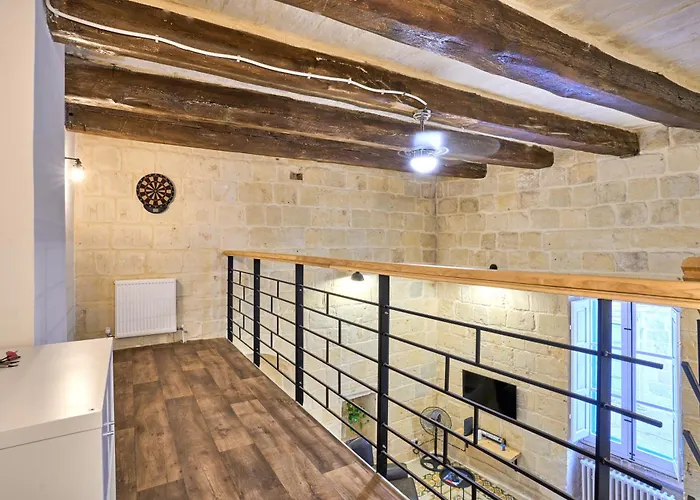 12 -16 , Pacifiku Scicluna Διαμέρισμα *