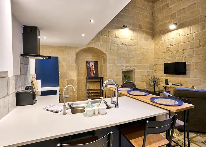 Διαμέρισμα 12 -16 , Pacifiku Scicluna *