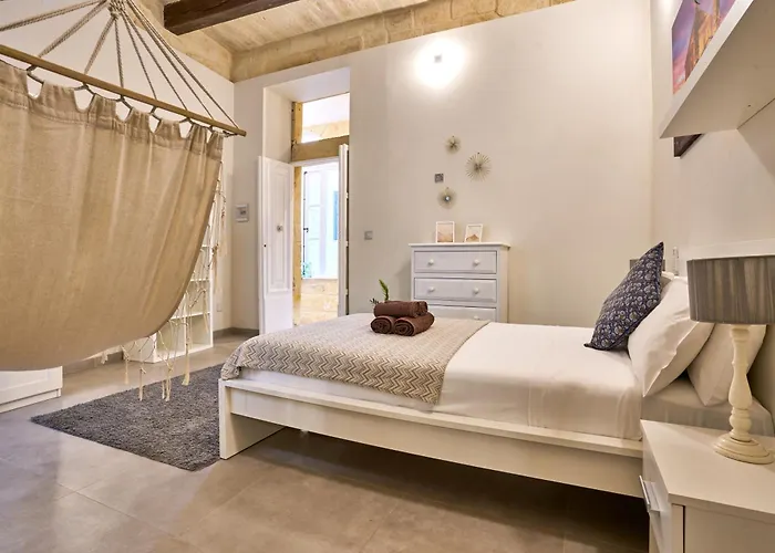 12 -16 , Pacifiku Scicluna *