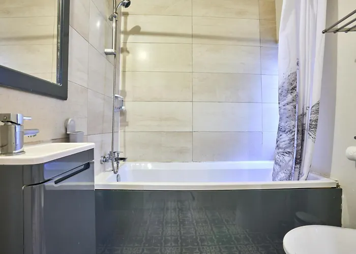 12 -16 , Pacifiku Scicluna *