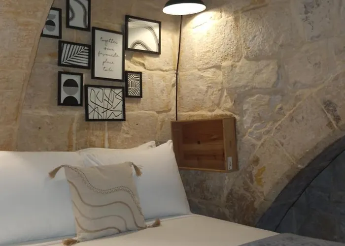 12 -16 , Pacifiku Scicluna