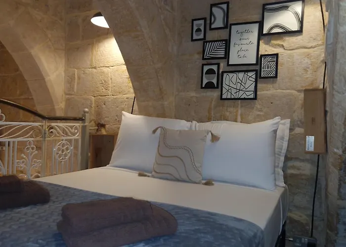 Διαμέρισμα 12 -16 , Pacifiku Scicluna